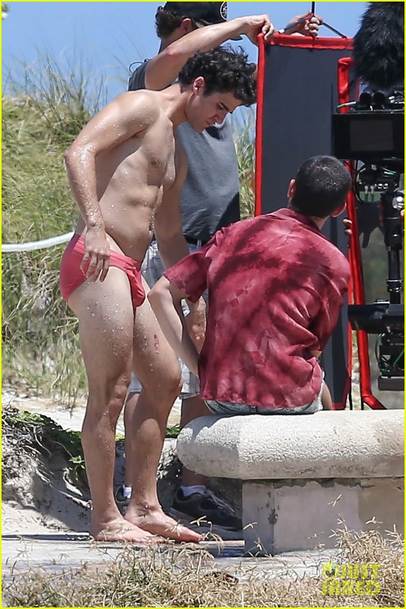 darren-criss-showers-in-a-speedo-on-set-for-versace-01