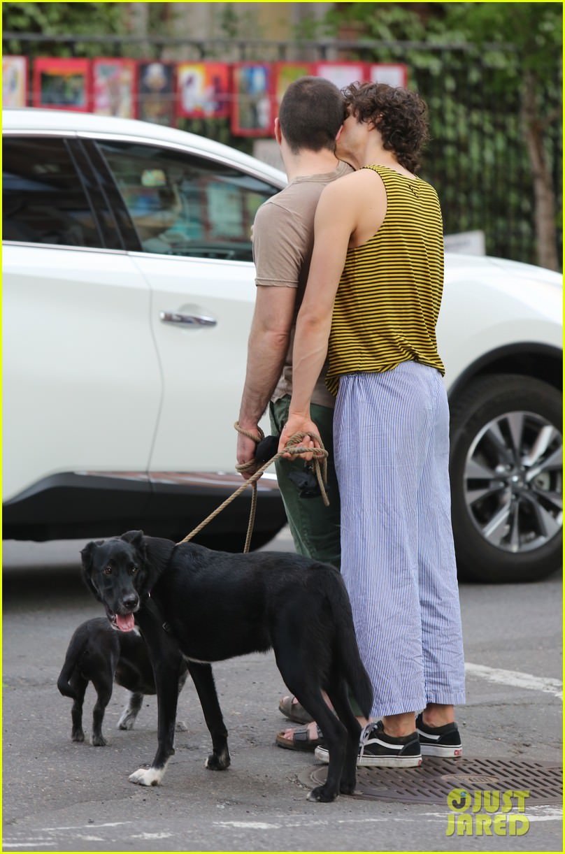 zachary-quinto-boyfriend-miles-mcmillan-kiss-during-dog-walk-05