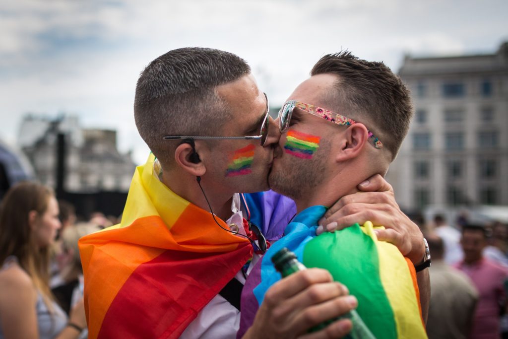 ¿Son las personas LGTB más felices en países primermundistas? - El