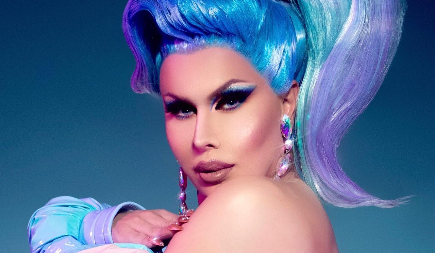 Trinity The Tuck aclara que es una persona trans no binaria