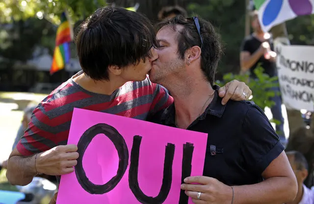 Francia pide perdón a homosexuales por ser perseguidos durante 40 años